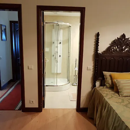 فندق مبيت وإفطار Casa Marques أنغرا دو إِراويزو