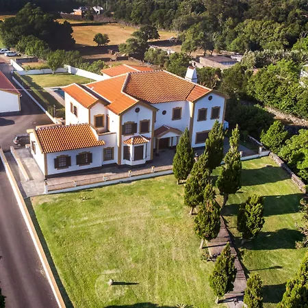 Casa Marques فندق مبيت وإفطار أنغرا دو إِراويزو