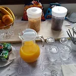 לינה וארוחת בוקר Casa Marques