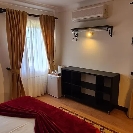 Casa Marques 3* أنغرا دو إِراويزو